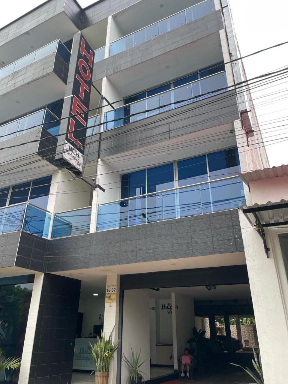 Hotel Palma Roja Granada  Exterior photo